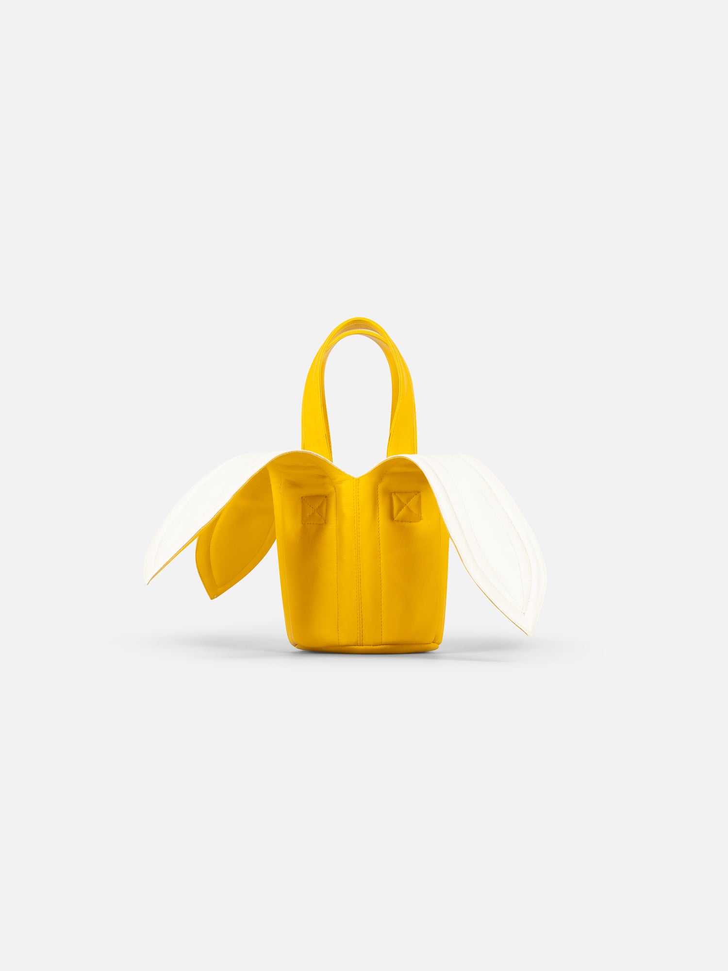 BANANA BUCKET BAG in YELLOW ECRU - Image 3