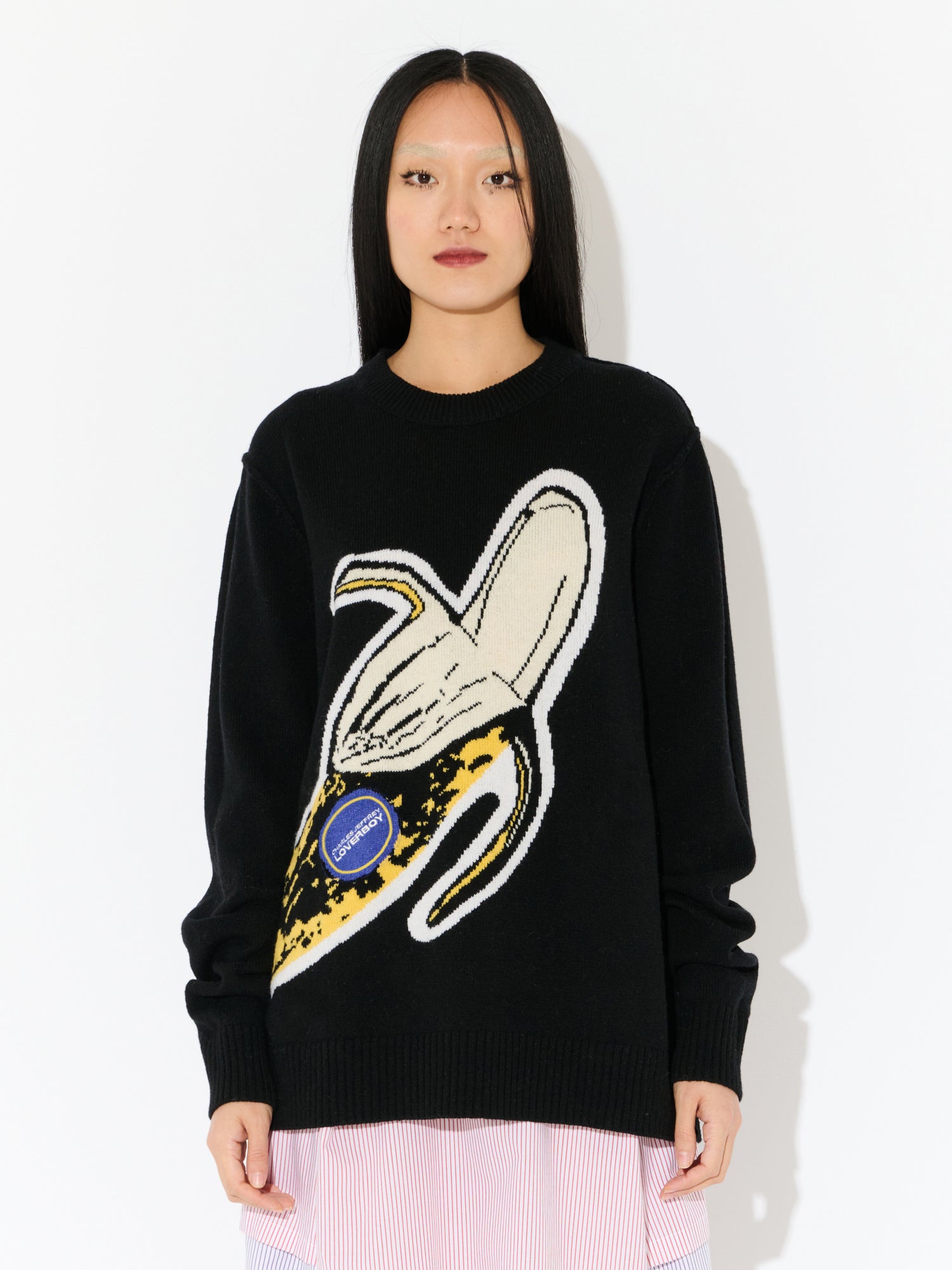 GRAPHIC JUMPER in BLACK YELLOW BANANA - Image 3