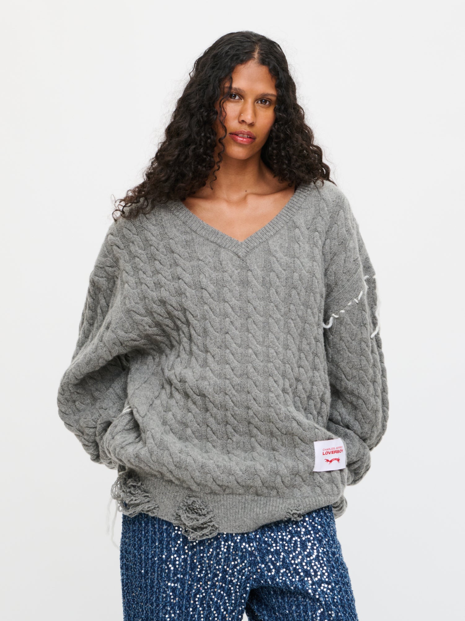 LABEL CABLE KNITTED JUMPER in GREY - Image 3